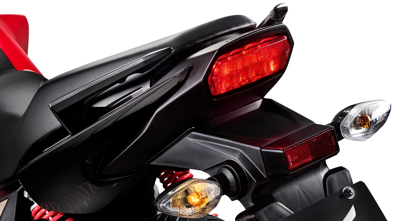 Lanterna e Farol em LED